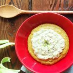 polenta con salsa ai porri