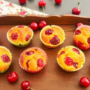 muffin senza zucchero e senza burro alle ciliegie